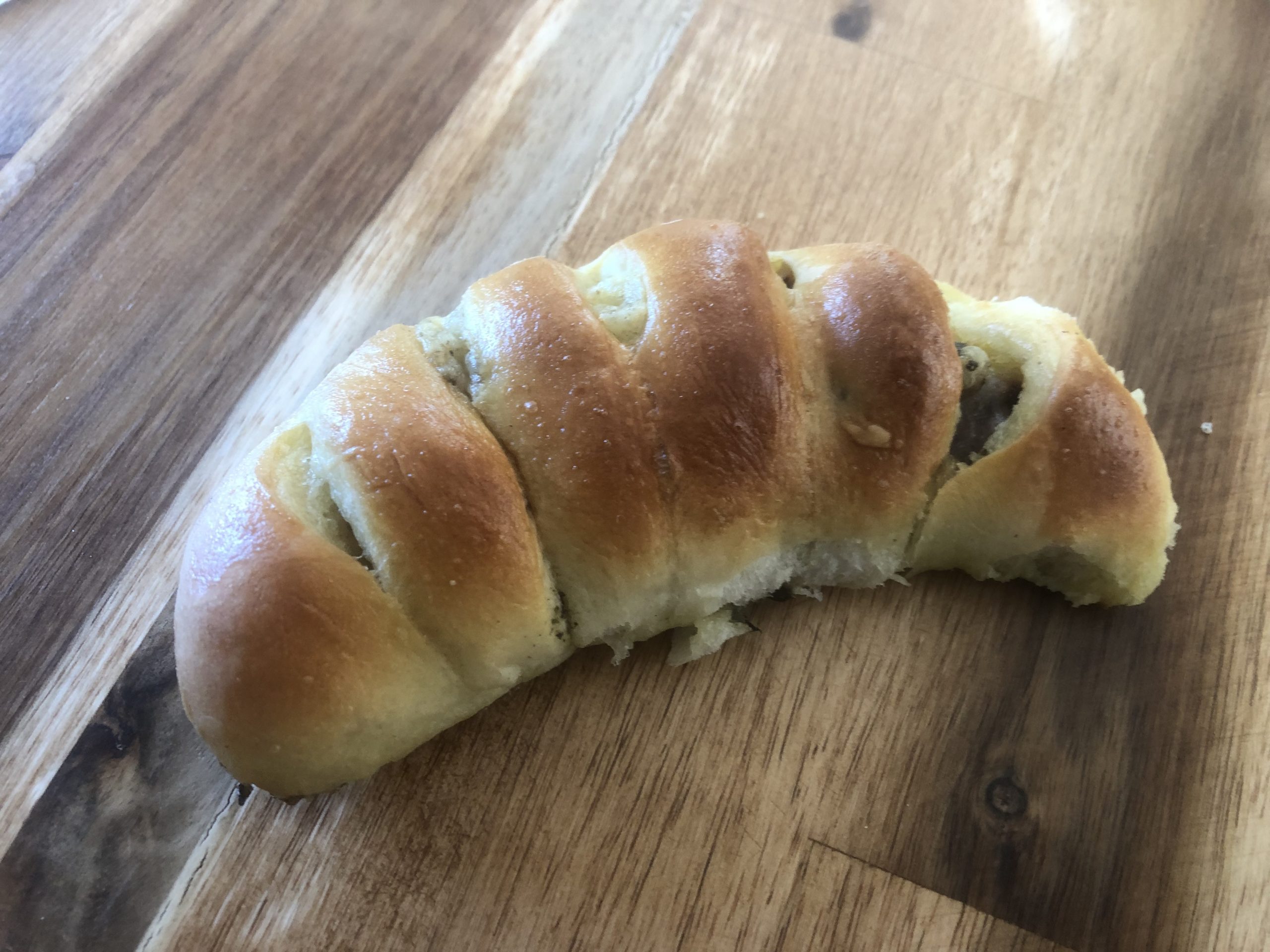 mini croissants au basilic